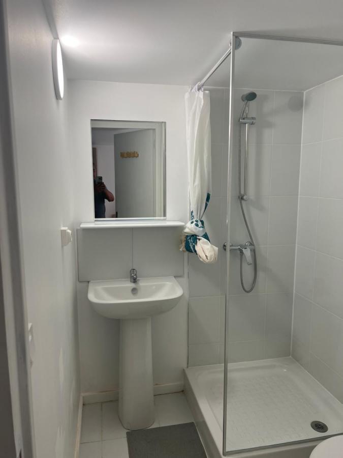 Chaudari Guest House Palaiseau Ngoại thất bức ảnh